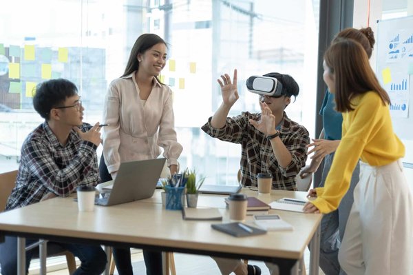 Come implementare un sistema di gioco innovativo in una squadra di calcio giovanile?